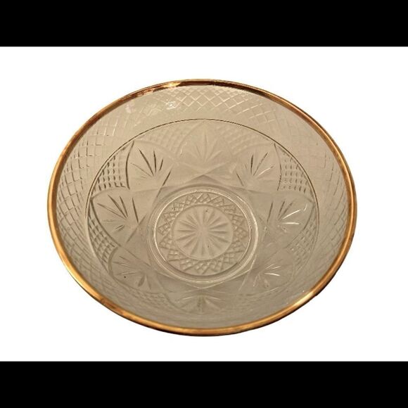 LUMINARC ANTIQUE SALAD BOWL SET OF 4, GOLD RIM 18 KT - Picture 1 of 9